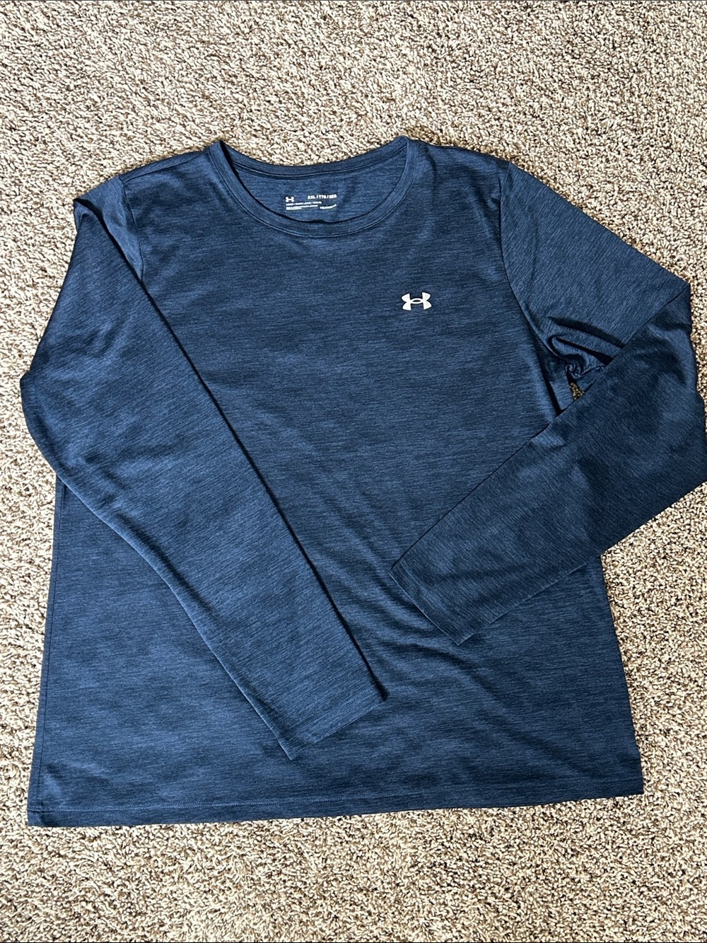 Women’s Under Armour Heatgear Lightweight Long Sleeve Performance Tee, Navy Blue